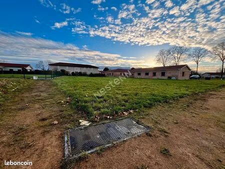 terrain 1024 m² pont de vaux