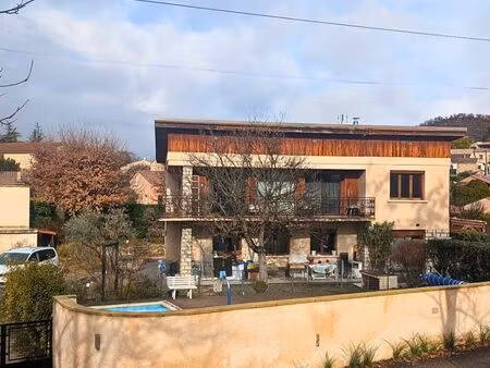 maison deux appartements – piscine