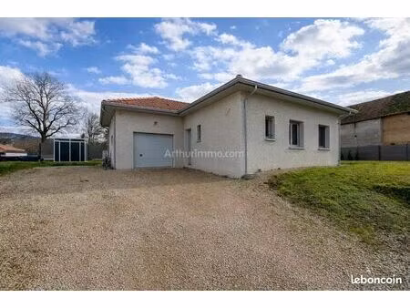 villa 2 pièces 78 m²
