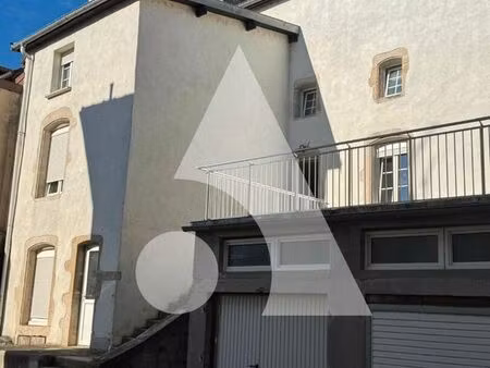 immeuble 14 pièces 121 m²