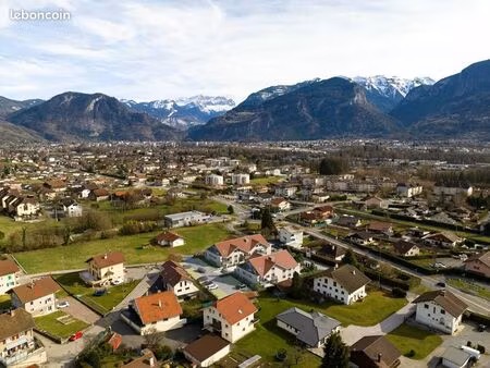 appartement 3 pièces 75 m²