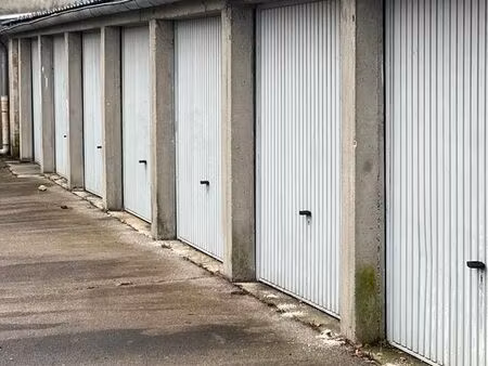 loue garage / box sécurisé centre-ville 15m² - rue d’isle / gambetta