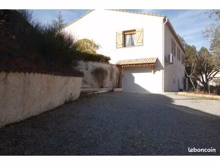 maison de 130 m2 à sur 2 niveaux aiglun d.p.e. b