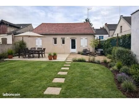 à louer prochainement à desertines