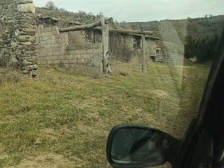 propriété agricole 28 hectares