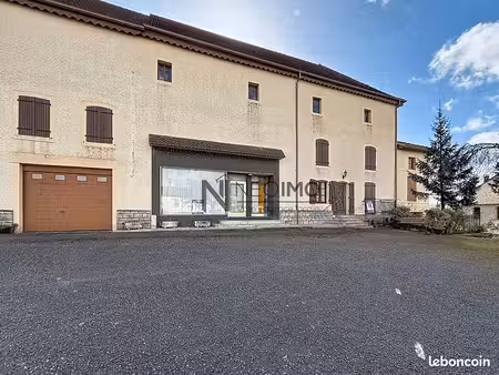 maison 6 pièces 187 m²