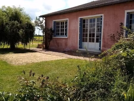 a louer maison 200m2 plain pied sans vis à vis 3 hectares terrain thiel-sur-acolin