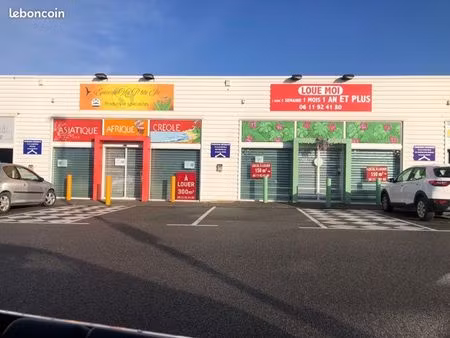 boutique zone commerciale