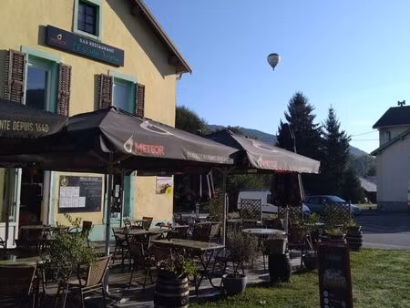 fond de commerce bar-restaurant emplacement n°1 dans les vosges