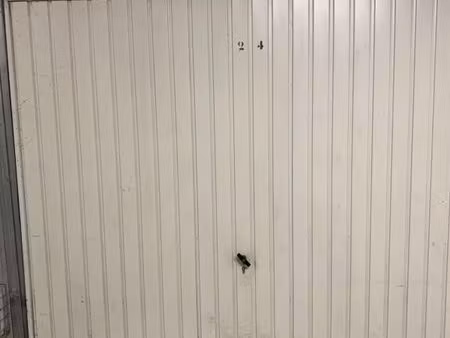 garage/box 12 m² cannes