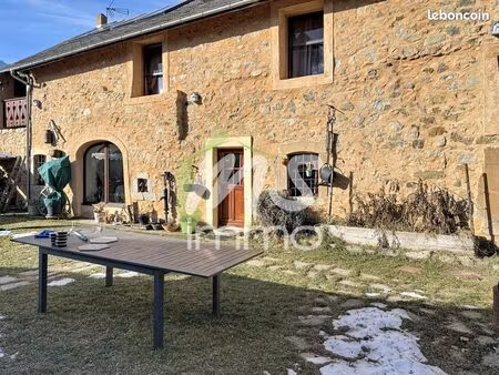 ferme 4 pièces 220 m²