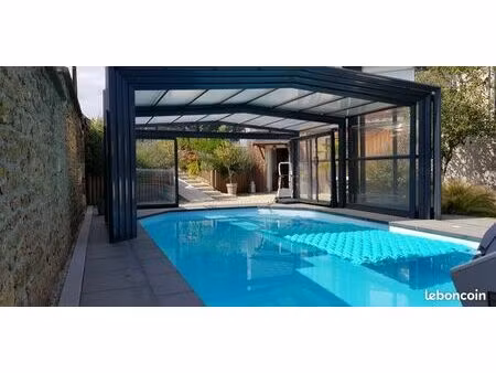 superbe maison de maître avec piscine spa et gîte 90 m2