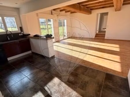 maison 4 pièces 97 m²