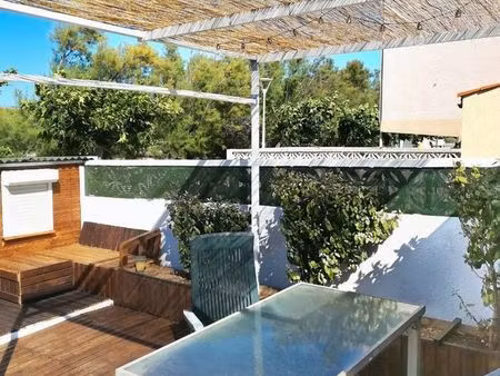 vend maisonnette climatisé avec jardin