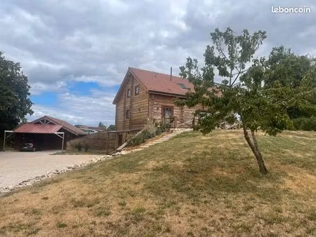 à 10 minutes de moulins  sur la commune de marigny
