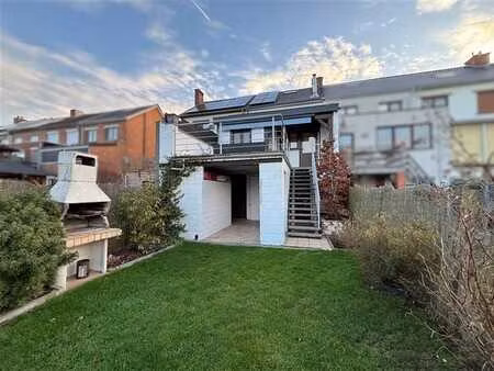 sous option jolie maison rénovée avec extension  garage et j