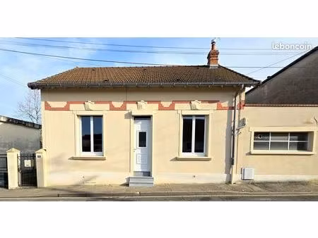 maison 3 pièces 55 m²