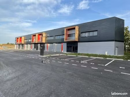 local d'activité 173 m²