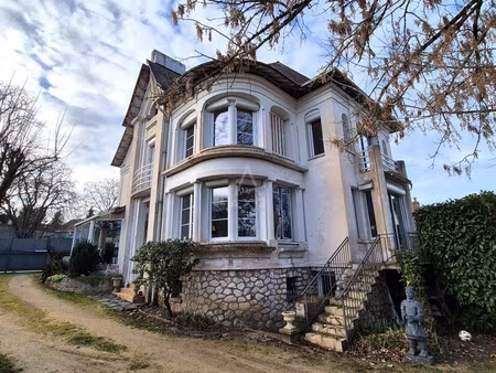 vente maison bourgeoise longue jumelles  198m² 9 pièces 349 500€ avec garage