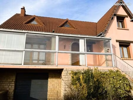 exclusivite warcq  pavillon individuel sur sous-sol complet à rénover