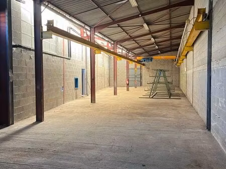 atelier entrepôt stockage local