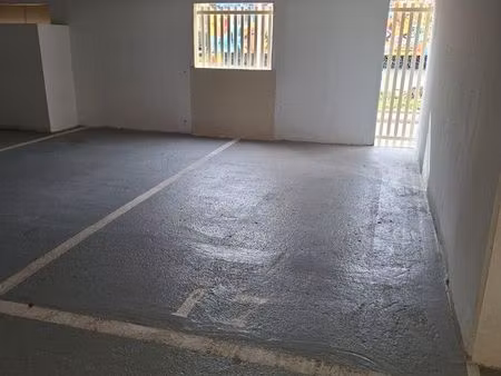 parking couvert 600m gare de juvisy