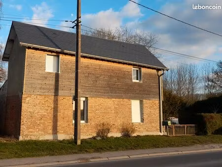 maison individuelle de 110 m² entièrement rénovée accès direct sur rethel