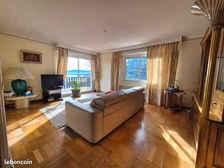 maison grilly 5 min de divonne