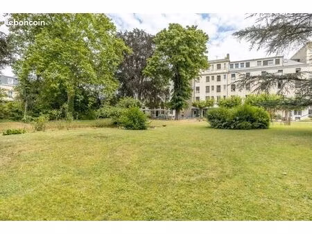 hôtel particulier 3000 m² bourg-en-bresse