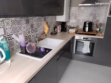 appartement 5 piéces tbe