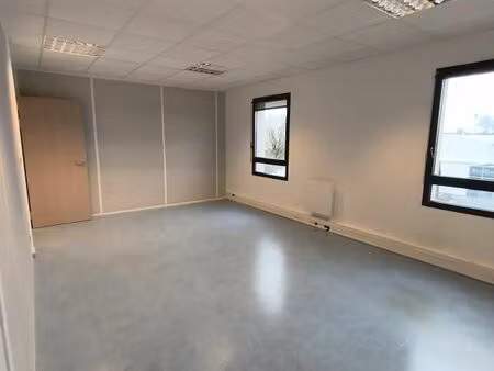 bureaux 110 m²