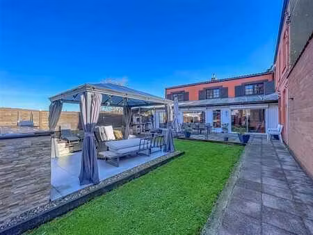 confortable maison avec petite maison annexee