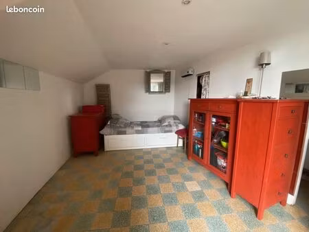 studio 1 pièce 18 m²