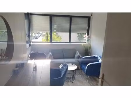 location appartement 1 pièce 62 m² à saint-denis (93200)