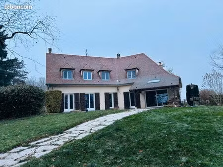 propriété familiale de charme sur 1 hectare à avallon – calme  espace et nature