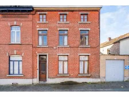 maison d'habitation 3 chambres avec jardin