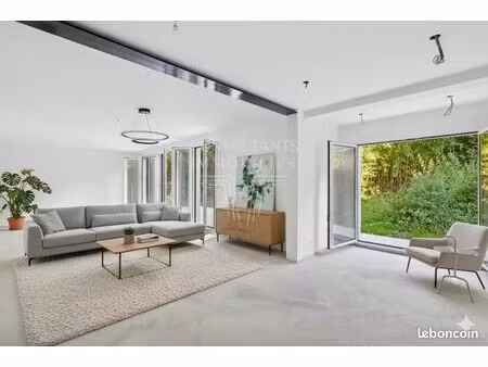 maison 10 pièces 225 m²