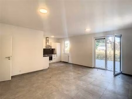 appartement 2 chambres avec terrasse et parking