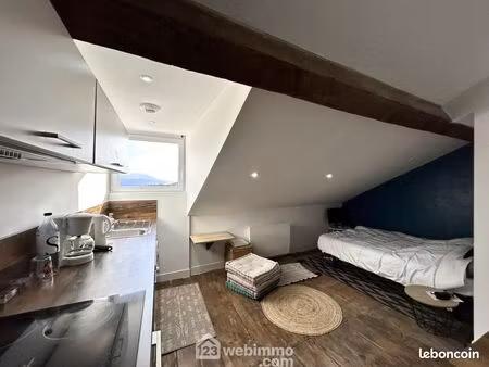 studio 1 pièce 22 m²