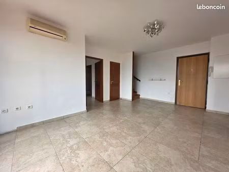 biguglia t3/4 duplex et dernier étage