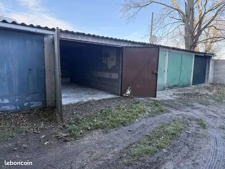 parking/box romainville