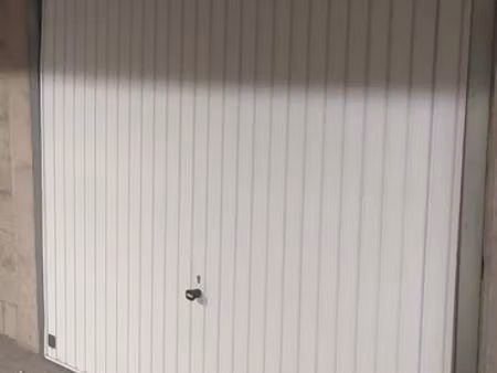 parking privé saint ouen  avenue gabriel peri