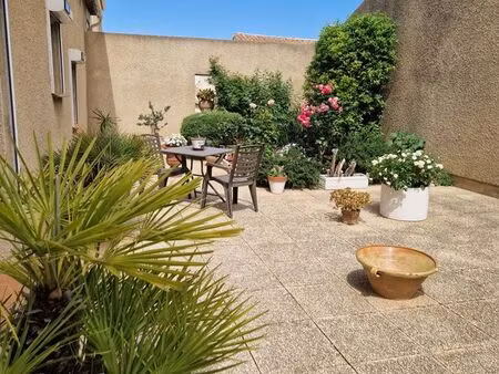 maison 7 pièces 280 m²