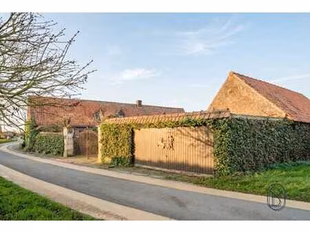 maison de charme et dépendances  avec une vue magnifique !