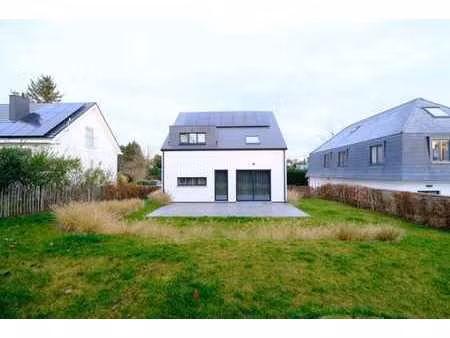 superbe maison de standing : lumineuse et spacieuse au calme