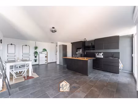 superbe appartement t4/5 rénové avec balcon & cave