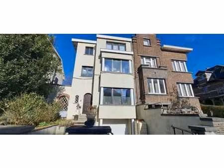 maison 4 chbres + bureau  3 sdb  appart indépendant  jardin