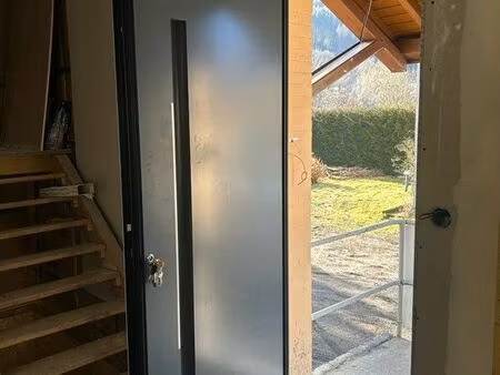 maison entièrement rénovée à louer