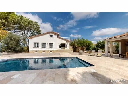 maison de maître rénovée avec piscine  gîtes indépendants et parc arboré à luc-sur-orbieu 