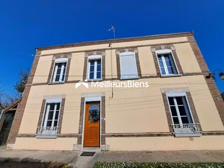 maison ancienne à rafraîchir de 137m² sur 422m² terrain